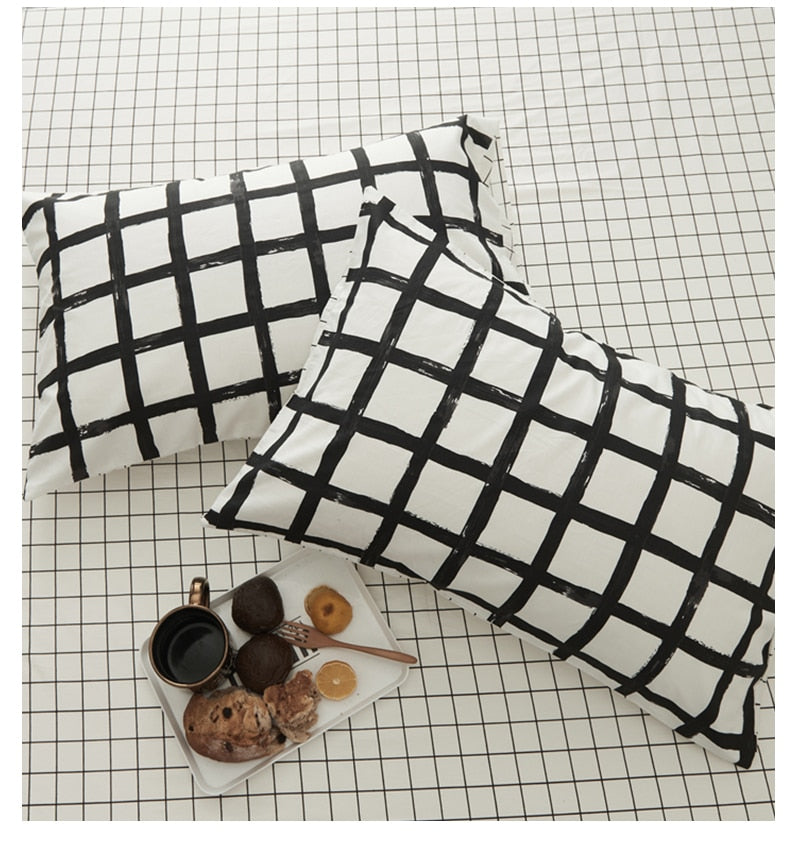 Bedding Set 100% Cotton (Black And White)